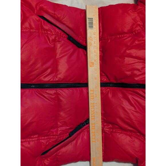 S13 NYC Kylie Glossy Quilted Red Down Puffer Ski Jacket Coat Faux Fur Hood Sz S - Picture 11 of 11